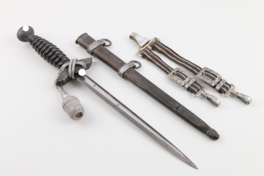 Luftwaffe officer's dagger with black handle 