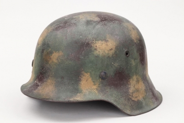 Luftwaffe M42 single decal camo helmet - ET64