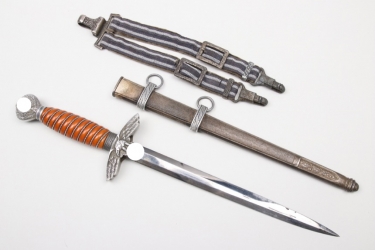 Luftwaffe officer's dagger with hangers - acceptance mark