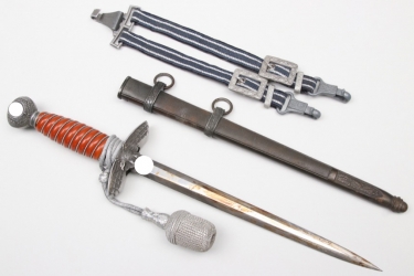 Luftwaffe officer's dagger with hangers & portepee - Eickhorn