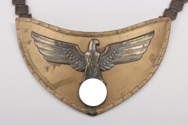 NSDAP flag bearer's gorget - M1/128 & M5/8