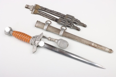 Luftwaffe officer's dagger with hangers & portepee - WKC