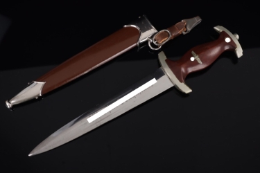 M33 SA Service Dagger with hanger - Jacobs & M7/118 (transitional model)