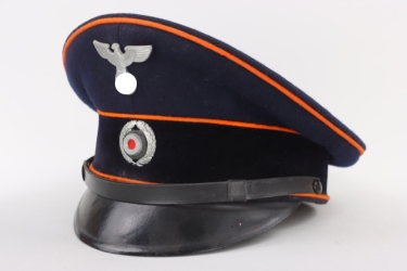 Post visor cap - Peküro