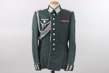 Heer infantry parade tunic - Hauptmann Wiebus