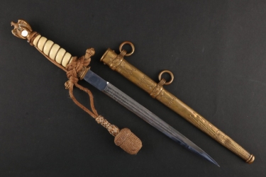 M38 Kriegsmarine officer's dagger with Portepee - Eickhorn