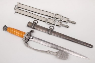 Heer officer's dagger with hangers & portepee Anton Wingen Jr., Solingen.