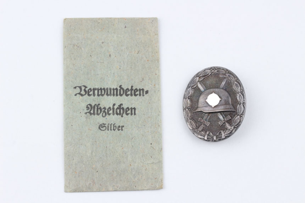 Wound Badge in silver in HAUPTMÜNZAMT bag 