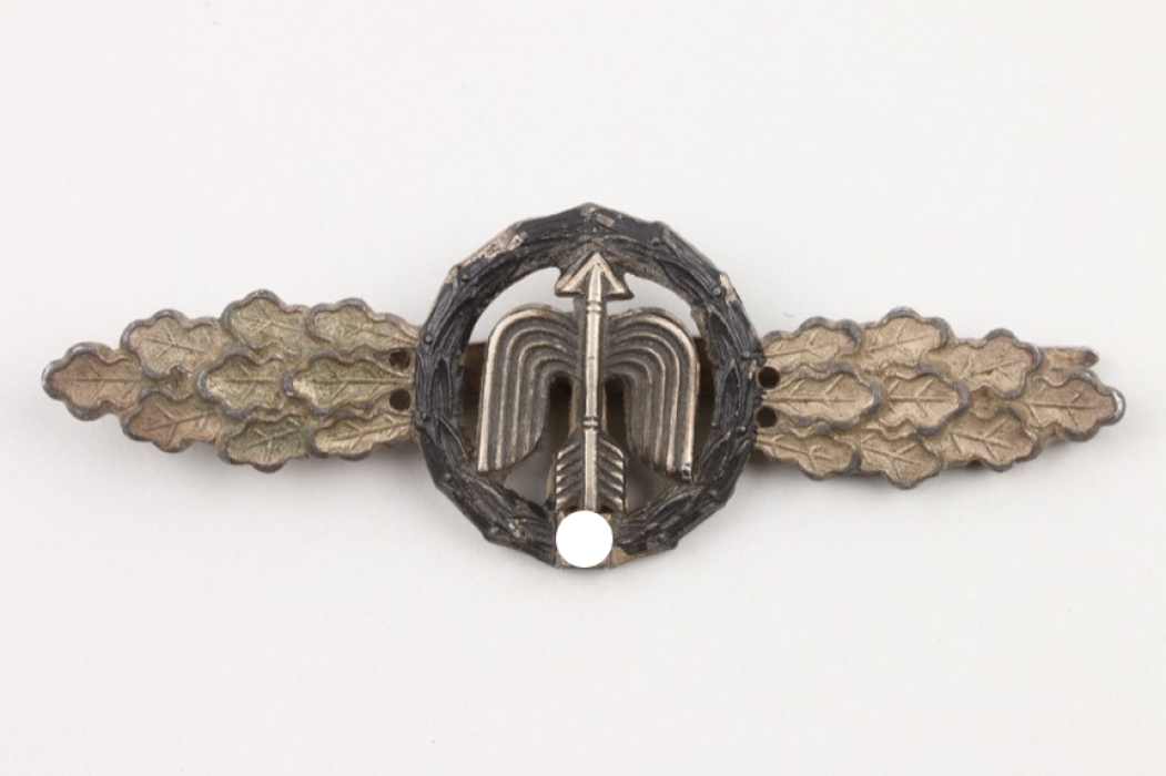 Squadron Clasp for Nachtjäger in silver