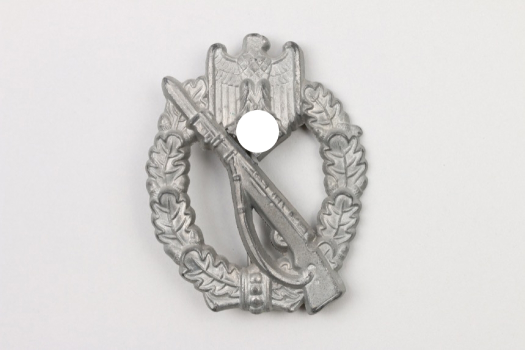 Infantry Assault Badge in silver - S&H