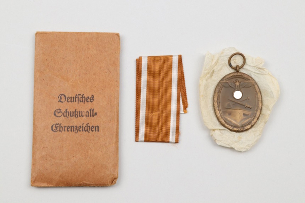 Westwall Medal in Hofstätter bag