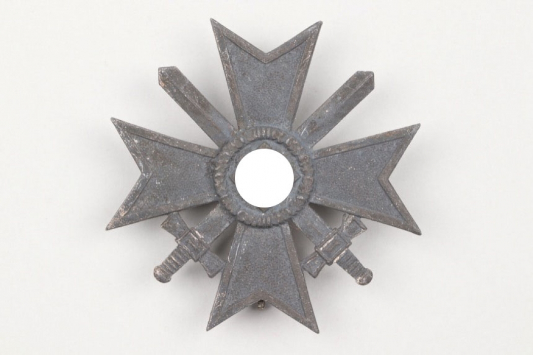 War Merit Cross L/52 1st Class with swords