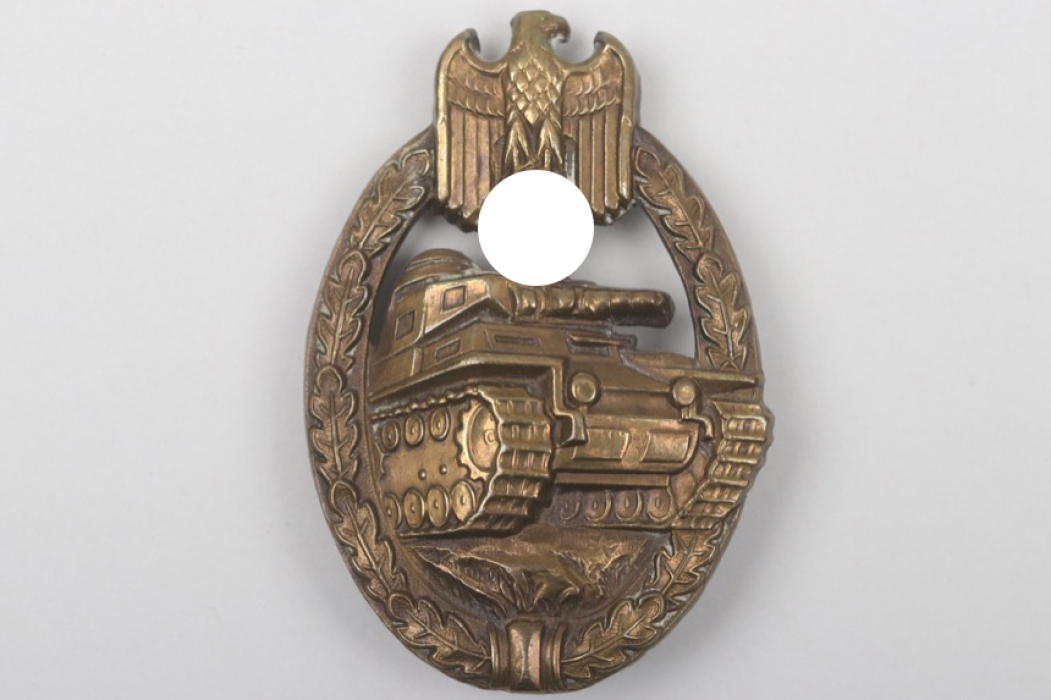 Tank Assault Badge in bronze - tombak