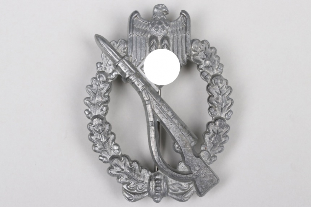 Infantry Assault Badge in silver - FLL