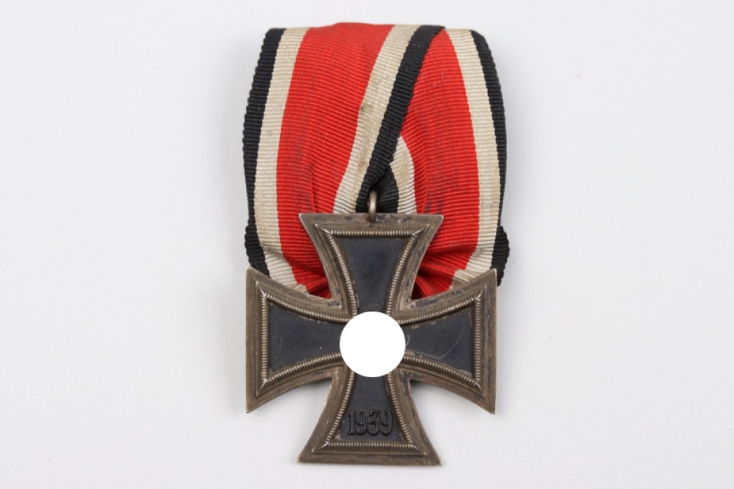 1939 Iron Cross 2nd Class on medal bar