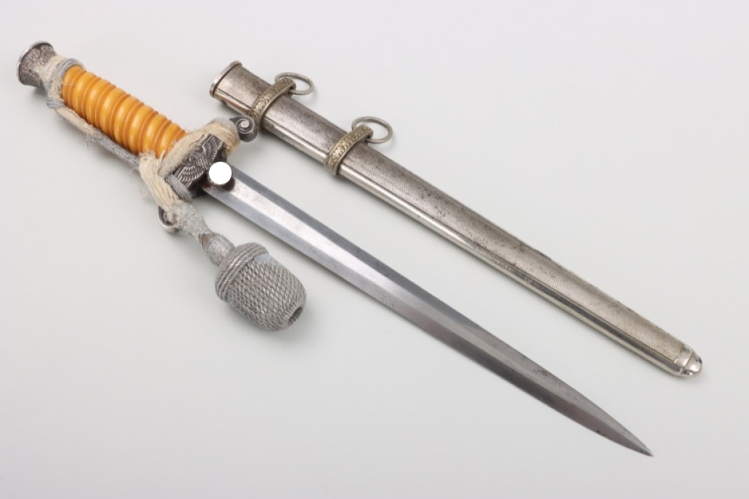 M35 Heer officer's dagger with portepee - Eickhorn