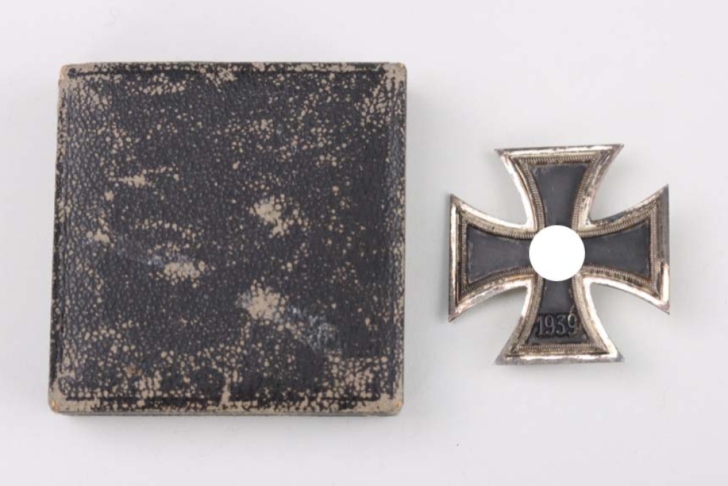 1939 Iron Cross 1st Class in case  - L/54