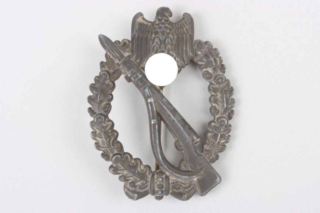 Infantry Assault Badge in Silver "FLL"