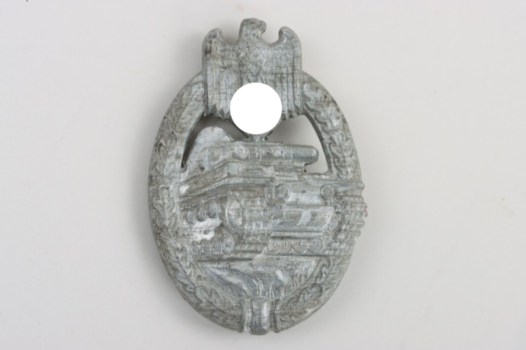 Tank Assault Badge in Silver