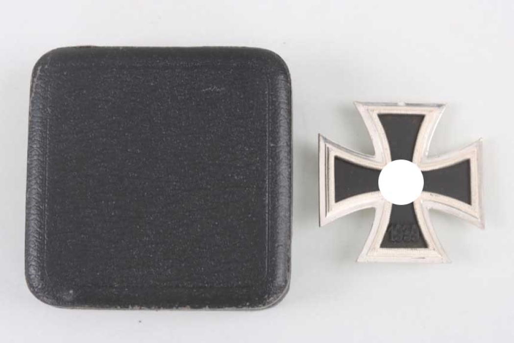 1939 Iron Cross 1st Class 26 in L/18 LDO box