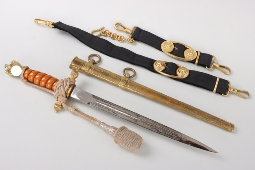 M38 Kriegsmarine officer's dagger with portepee & hangers - Höller