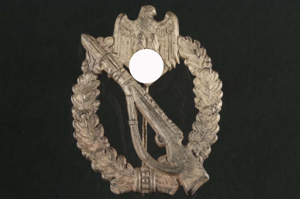 Infantry Assault Badge in Silver