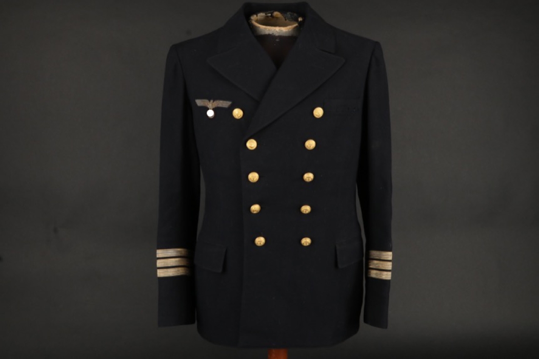 Kriegsmarine jacket for a Stabsarzt - Veterinary