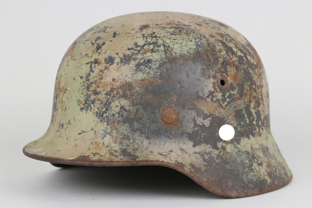 Luftwaffe M40 camo helmet - named 